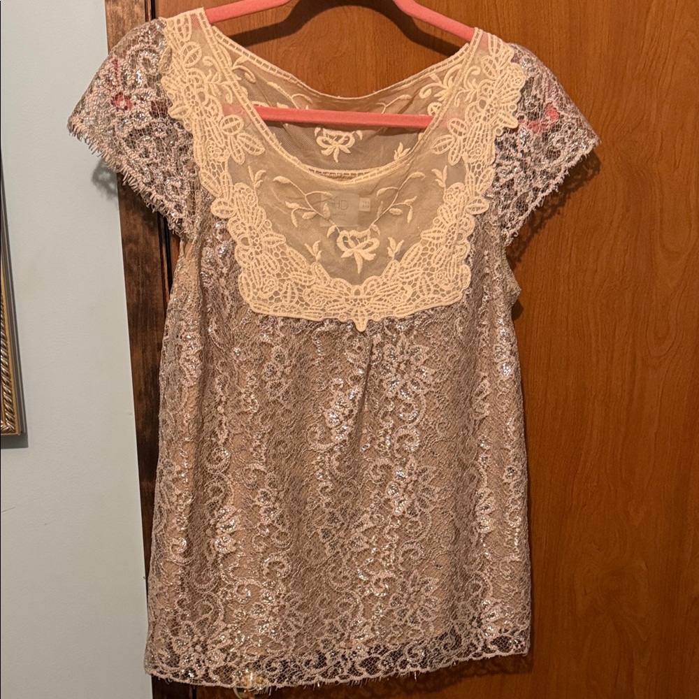 HD in Paris Elegant Lace Top